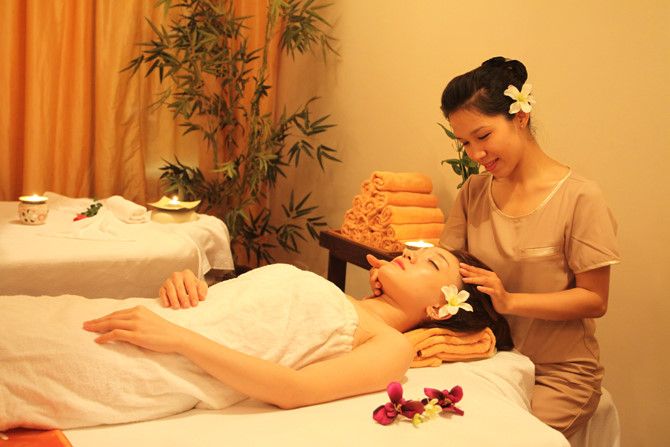 Thư giãn hiệu quả với liệu pháp massage bằng tre